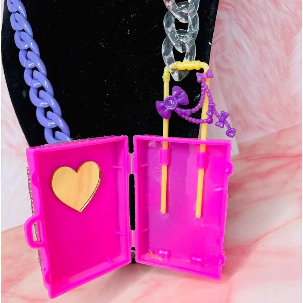 Barbie necklace - Picture 2 of 9